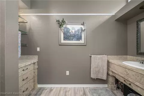 Bath - 2533 Gem Stone Ave, Lorida, FL 33857 photo 5 of 7