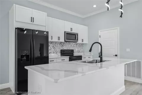 5314 Savona Dr, Sebring, FL 33872 photo 8