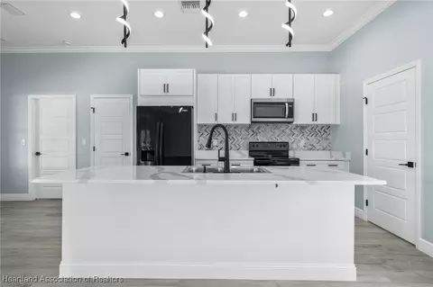 5314 Savona Dr, Sebring, FL 33872 photo 3