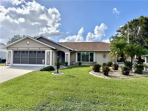 3911 Loquat Rd, Sebring, FL 33875