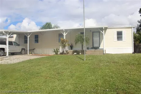 2521 SE 33 St, Okeechobee, FL 34974 photo 1
