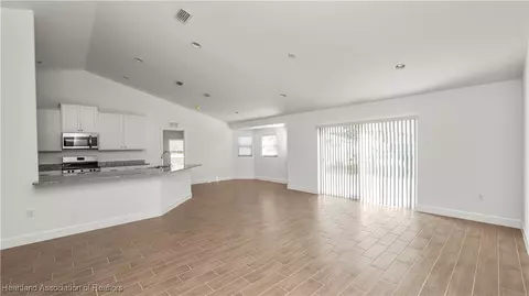 Living - 3026 Marlin Dr, Sebring, FL 33870 photo 4 of 11