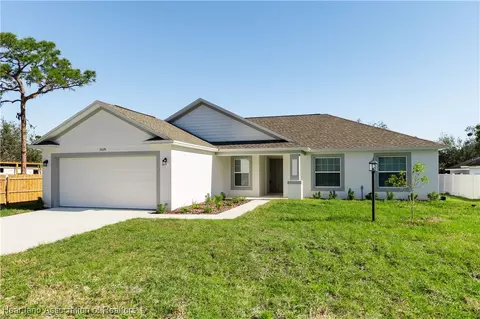 Exterior - 3026 Marlin Dr, Sebring, FL 33870 photo 5 of 5