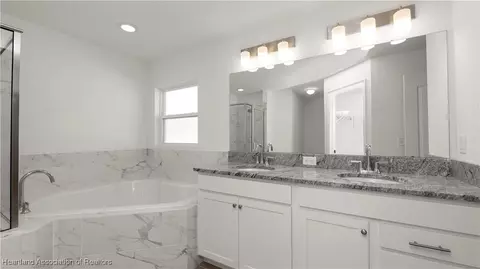 Bath - 3026 Marlin Dr, Sebring, FL 33870 photo 1 of 4