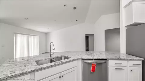 Kitchen - 3026 Marlin Dr, Sebring, FL 33870 photo 5 of 5