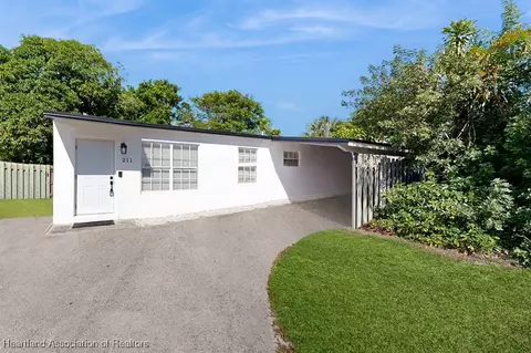 211 NE 21 Ct NE, Pompano Beach, FL 33060
