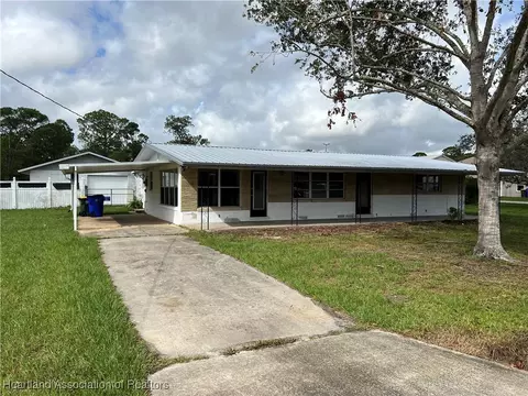 5807 Golden Rd, Sebring, FL 33875