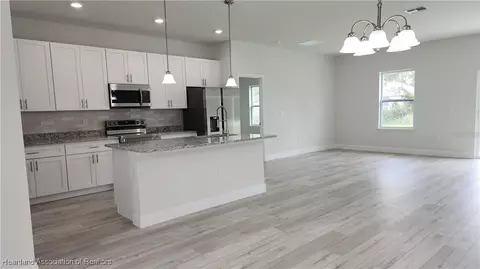 4218 Navarre Ave, Sebring, FL 33872 photo 14
