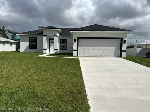 4218 Navarre Ave, Sebring, FL 33872