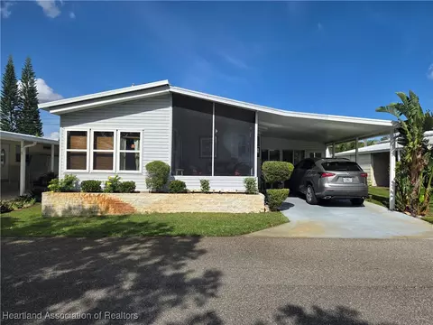 13 Fishermans Cv, Lake Placid, FL 33852