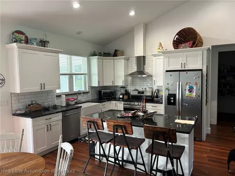 Kitchen - 1330 Painter Rd, Wauchula, FL 33873 photo 1 of 5