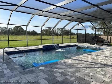 Exterior - 1330 Painter Rd, Wauchula, FL 33873 photo 3 of 5