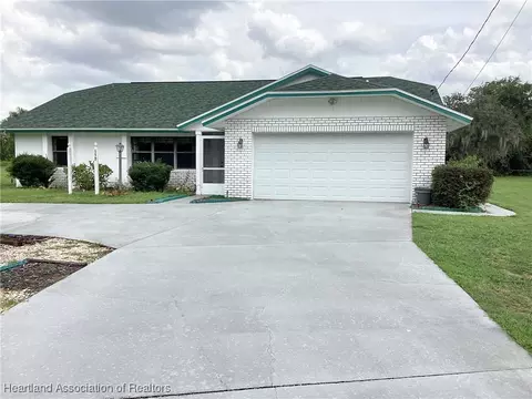 4472 Alcantarra Ave, Sebring, FL 33872