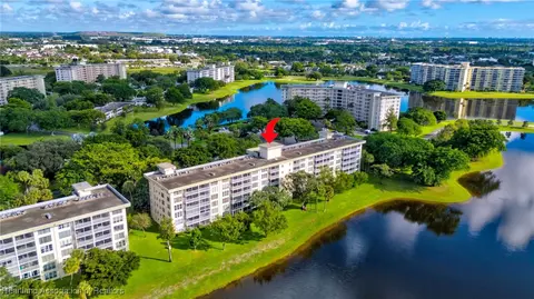 View/Area - 3100 N Course Ln, Pompano Beach, FL 33069 photo 9 of 9