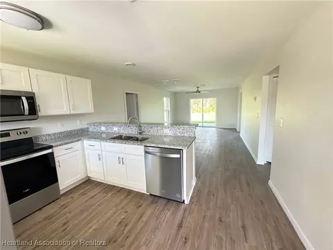 6953 Dickinson Dr, Sebring, FL 33872 photo 20
