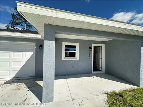 6953 Dickinson Dr, Sebring, FL 33872