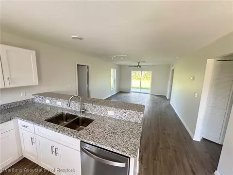 6953 Dickinson Dr, Sebring, FL 33872 photo 22
