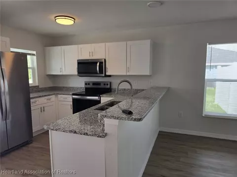 6953 Dickinson Dr, Sebring, FL 33872 photo 10