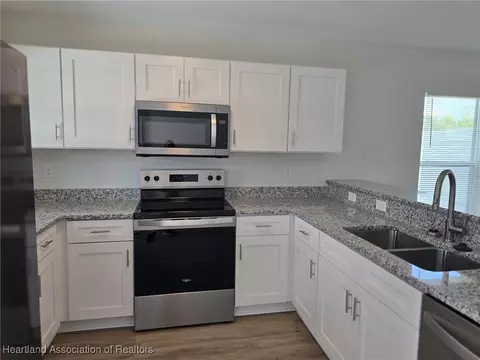 6953 Dickinson Dr, Sebring, FL 33872 photo 14