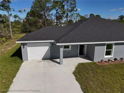 6953 Dickinson Dr, Sebring, FL 33872 photo 4