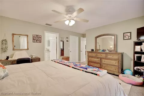 Bedroom - 4101 Leaf Rd, Sebring, FL 33875 photo 3 of 7
