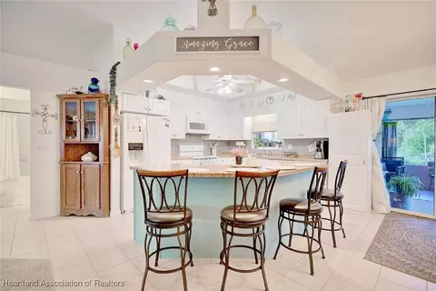 Kitchen - 4101 Leaf Rd, Sebring, FL 33875 photo 2 of 5