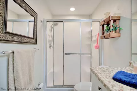 Bath - 4101 Leaf Rd, Sebring, FL 33875 photo 1 of 3