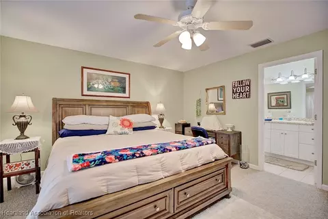 Bedroom - 4101 Leaf Rd, Sebring, FL 33875 photo 2 of 7
