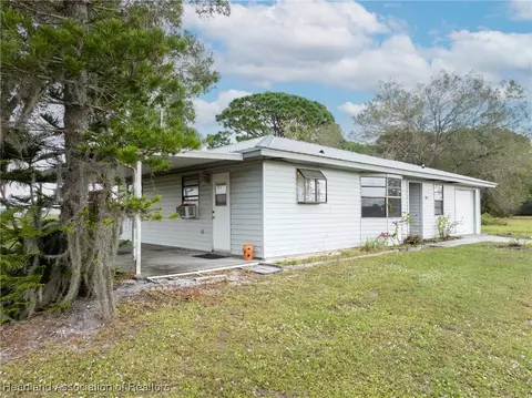 8801 Castile Rd, Sebring, FL 33876 photo 5