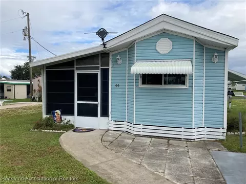 44 Betty Dr, Lake Placid, FL 33852