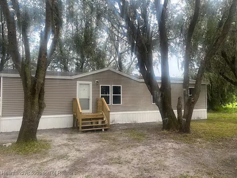 1910 Stansfield Ave, Wauchula, FL 33873