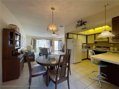 Dining - 3829 Thunderbird Hill Cir, Sebring, FL 33872 photo 3 of 3
