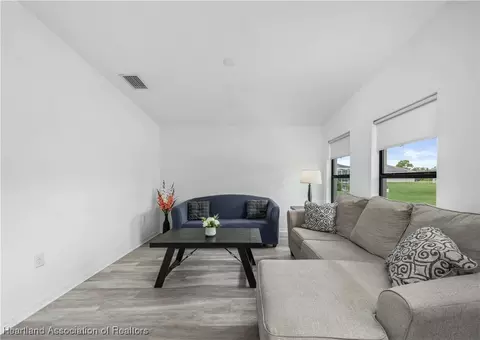 4548 San Lorenzo Dr, Sebring, FL 33872 photo 13