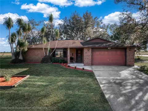 Exterior - 100 Tortoise Rd, Sebring, FL 33876 photo 2 of 12