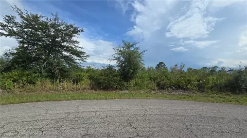7733 Carillo Dr, Sebring, FL 33872 photo 4