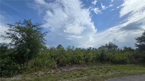 7733 Carillo Dr, Sebring, FL 33872 photo 3