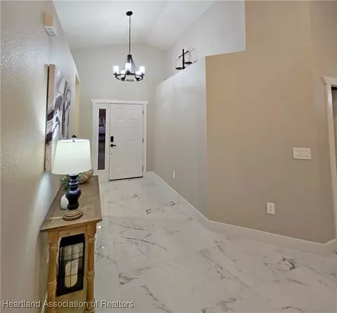 6837 Heavitree Dr, Sebring, FL 33876 photo 8