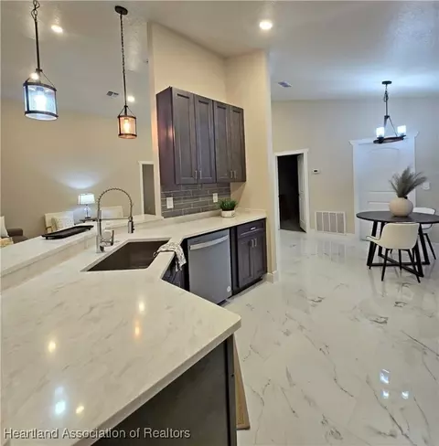 6837 Heavitree Dr, Sebring, FL 33876 photo 15