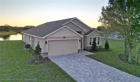6837 Heavitree Dr, Sebring, FL 33876 photo 2