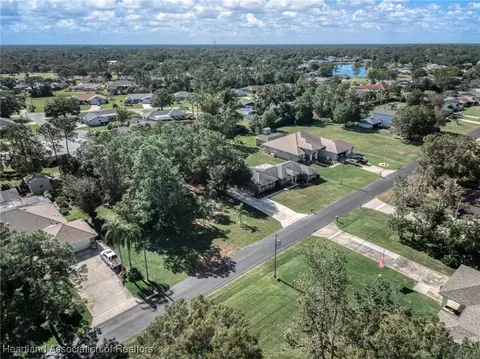 2913 Duffer Rd, Sebring, FL 33872 photo 2