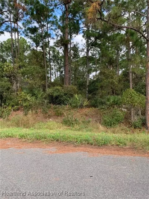 109 Suwannee Ln, Lake Placid, FL 33852