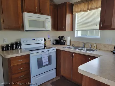 125 Quiver Leaf St, Sebring, FL 33876 photo 5