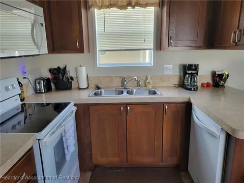 125 Quiver Leaf St, Sebring, FL 33876 photo 6