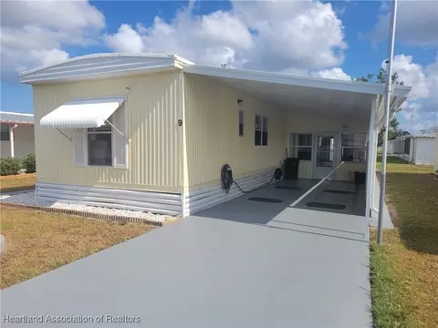 9 Bryan St, Lake Placid, FL 33852