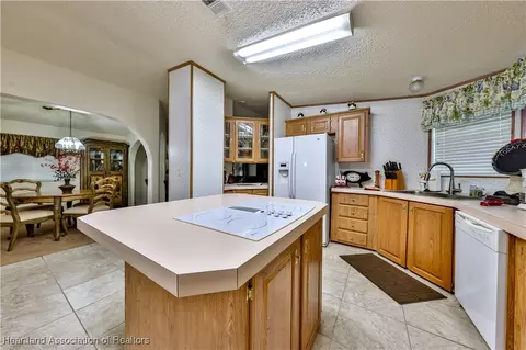 2515 Seattle Ave, Sebring, FL 33870 photo 8