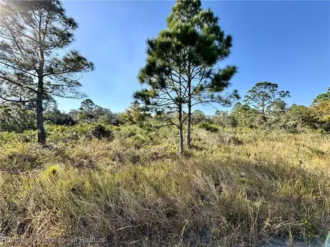 865 Bonanza Ave NW, Lake Placid, FL 33852