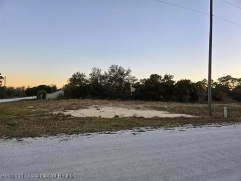 459 Gloria Blvd, Lake Placid, FL 33852