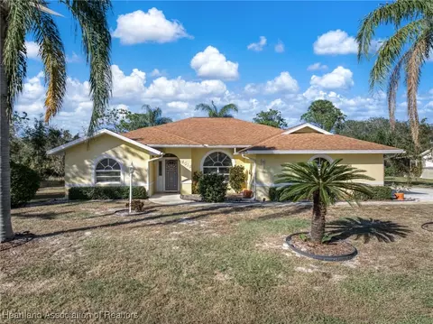 2518 Monza Dr, Sebring, FL 33872
