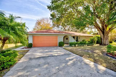 4208 Maderia Ave, Sebring, FL 33872
