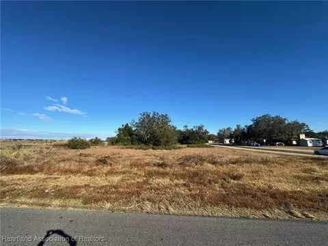 1207 Lucas Dr, Sebring, FL 33870 photo 3